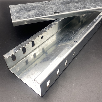 Heavy Duty Custom Size Slotted Metal Steel Cable Trunking with Cover