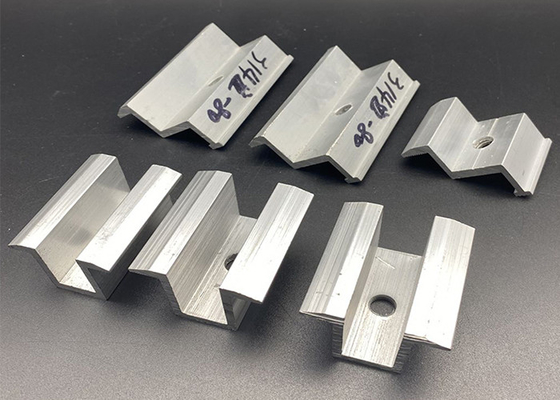 Solar Mounting Mid Clamp 1.4KN M2 Powder Coating Kit Aluminum Stainless Steel